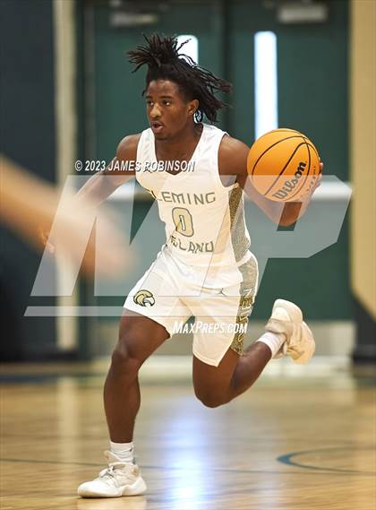 Thumbnail 2 in Santa Fe Catholic vs Fleming Island (Battle For the Island) photogallery.