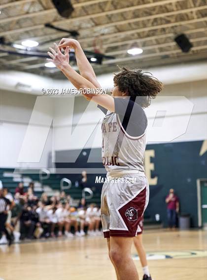 Thumbnail 1 in Santa Fe Catholic vs Fleming Island (Battle For the Island) photogallery.