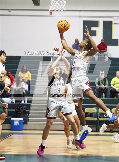 Thumbnail 1 in Santa Fe Catholic vs Fleming Island (Battle For the Island) photogallery.