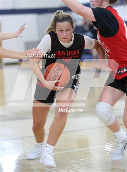 Thumbnail 1 in Liberty Union vs Johnstown-Monroe (Scrimmage) photogallery.