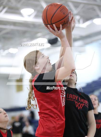 Thumbnail 2 in Liberty Union vs Johnstown-Monroe (Scrimmage) photogallery.