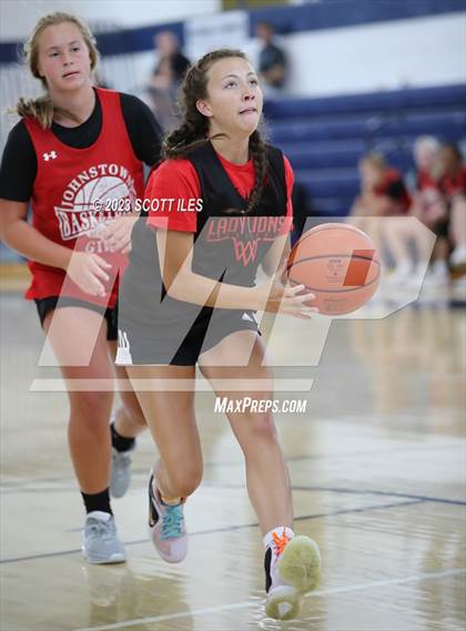 Thumbnail 3 in Liberty Union vs Johnstown-Monroe (Scrimmage) photogallery.