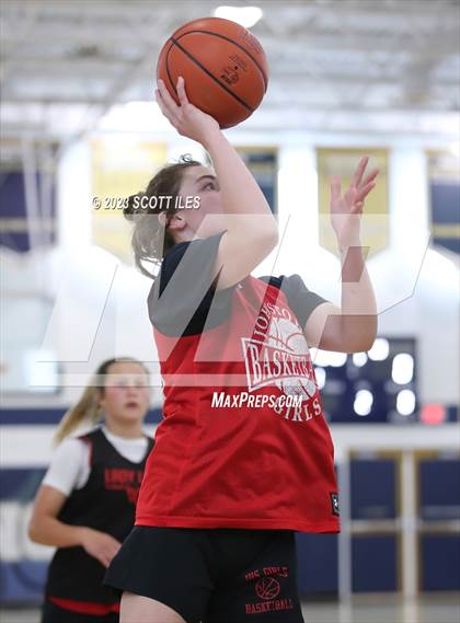 Thumbnail 3 in Liberty Union vs Johnstown-Monroe (Scrimmage) photogallery.