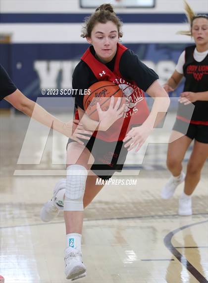 Thumbnail 2 in Liberty Union vs Johnstown-Monroe (Scrimmage) photogallery.