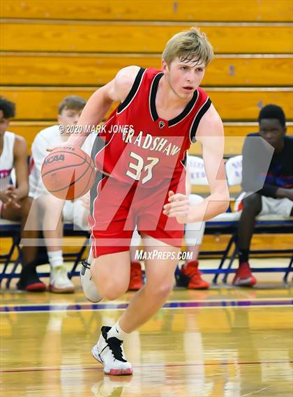 Thumbnail 1 in Moon Valley vs. Bradshaw Mountain (AIA 4A Play-In Playoff) photogallery.