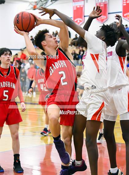 Thumbnail 3 in Moon Valley vs. Bradshaw Mountain (AIA 4A Play-In Playoff) photogallery.