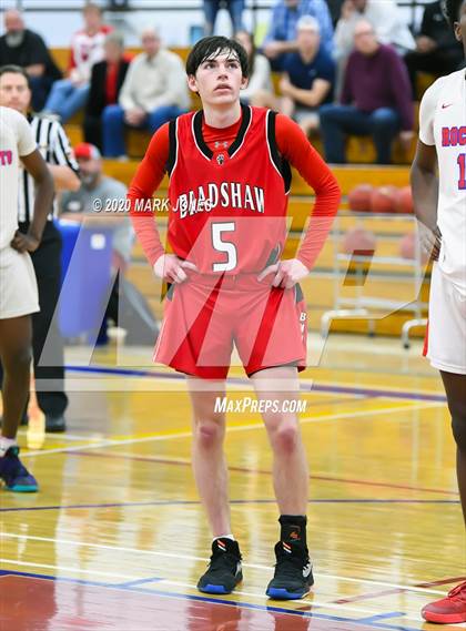 Thumbnail 2 in Moon Valley vs. Bradshaw Mountain (AIA 4A Play-In Playoff) photogallery.