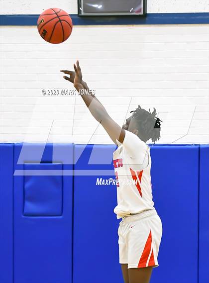 Thumbnail 1 in Moon Valley vs. Bradshaw Mountain (AIA 4A Play-In Playoff) photogallery.
