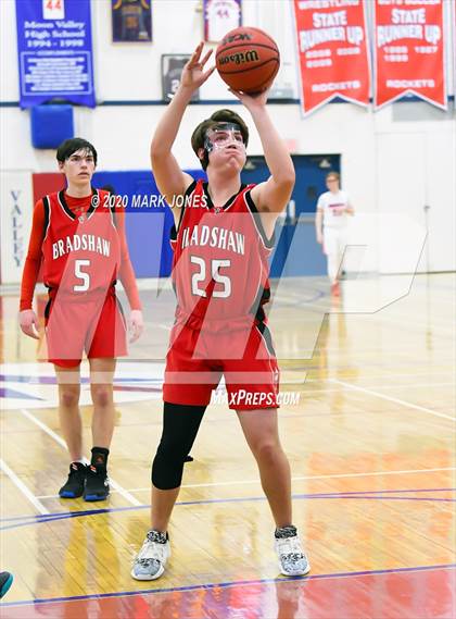 Thumbnail 1 in Moon Valley vs. Bradshaw Mountain (AIA 4A Play-In Playoff) photogallery.