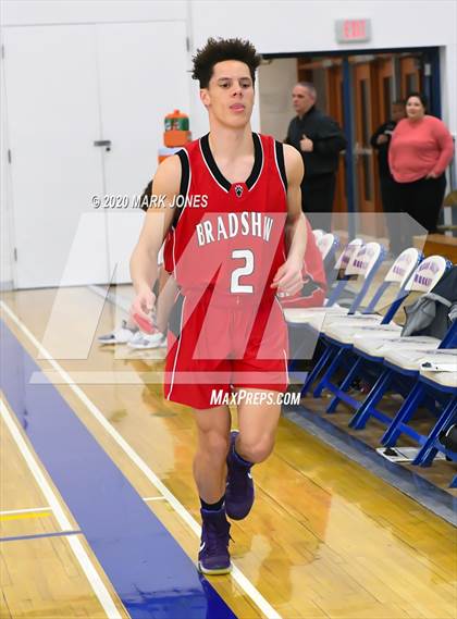 Thumbnail 2 in Moon Valley vs. Bradshaw Mountain (AIA 4A Play-In Playoff) photogallery.