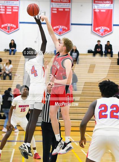 Thumbnail 2 in Moon Valley vs. Bradshaw Mountain (AIA 4A Play-In Playoff) photogallery.