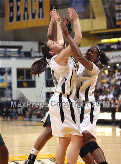 Thumbnail 3 in Poly vs. Santiago (CIF SS D1AA Final) photogallery.