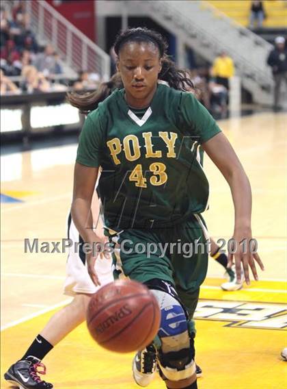Thumbnail 3 in Poly vs. Santiago (CIF SS D1AA Final) photogallery.