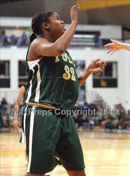 Thumbnail 2 in Poly vs. Santiago (CIF SS D1AA Final) photogallery.