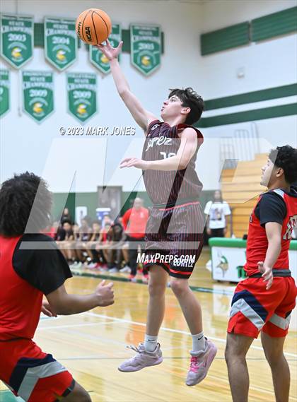 Thumbnail 3 in Independence vs. Cortez (Sunnyslope Hoopsgiving Basketball Tournament) photogallery.