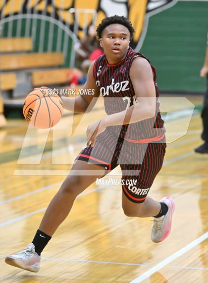 Thumbnail 1 in Independence vs. Cortez (Sunnyslope Hoopsgiving Basketball Tournament) photogallery.