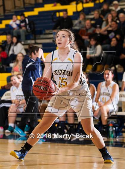 Thumbnail 2 in Gregori vs Beyer photogallery.