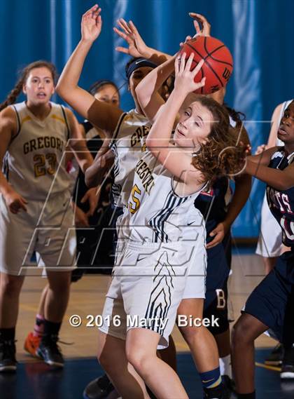 Thumbnail 3 in Gregori vs Beyer photogallery.