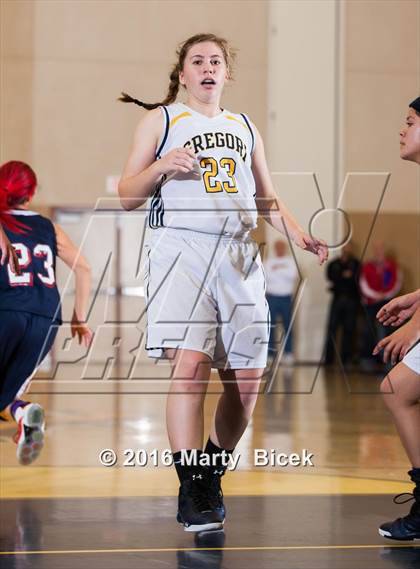 Thumbnail 1 in Gregori vs Beyer photogallery.