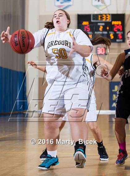 Thumbnail 1 in Gregori vs Beyer photogallery.