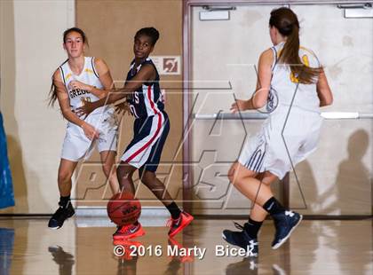 Thumbnail 2 in Gregori vs Beyer photogallery.