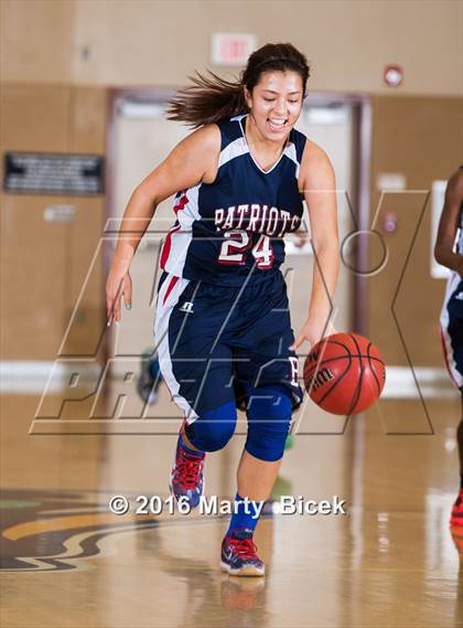 Thumbnail 3 in Gregori vs Beyer photogallery.