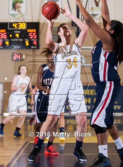 Thumbnail 2 in Gregori vs Beyer photogallery.