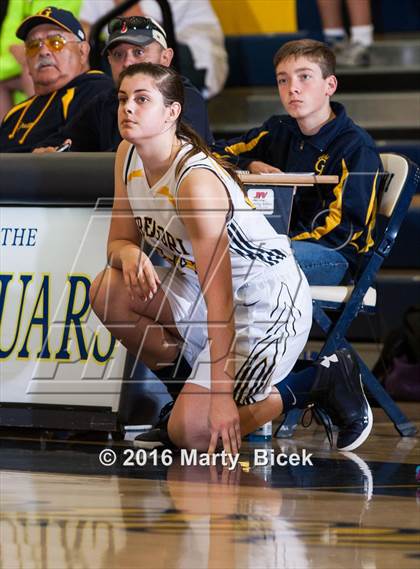 Thumbnail 2 in Gregori vs Beyer photogallery.