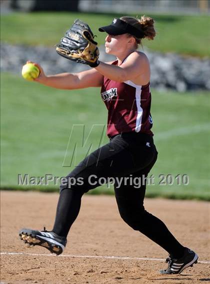 Thumbnail 1 in Manheim Central @ Donegal photogallery.