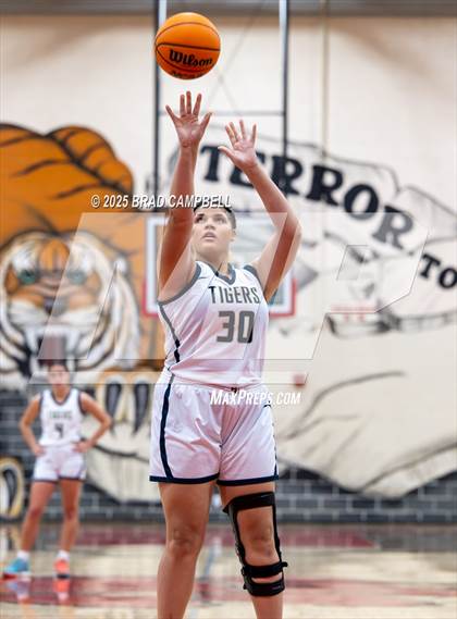 Thumbnail 3 in Weaver @ Randolph County photogallery.