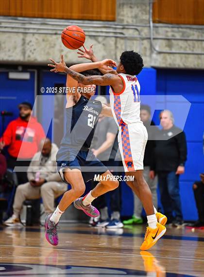 Thumbnail 1 in Bellarmine Prep @ Rainier Beach (WIAA 3A State Round 2) photogallery.