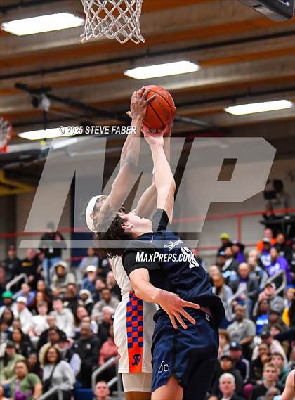Thumbnail 1 in Bellarmine Prep @ Rainier Beach (WIAA 3A State Round 2) photogallery.