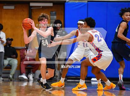 Thumbnail 1 in Bellarmine Prep @ Rainier Beach (WIAA 3A State Round 2) photogallery.