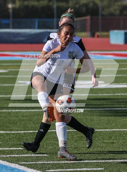 Thumbnail 3 in Glendora vs Montclair (Ganesha Tournament) photogallery.