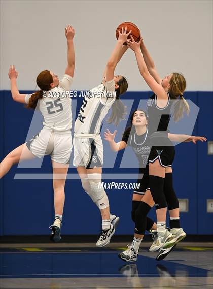 Thumbnail 2 in Marin Catholic vs. Branson (CIF NCS MCAL Final) photogallery.