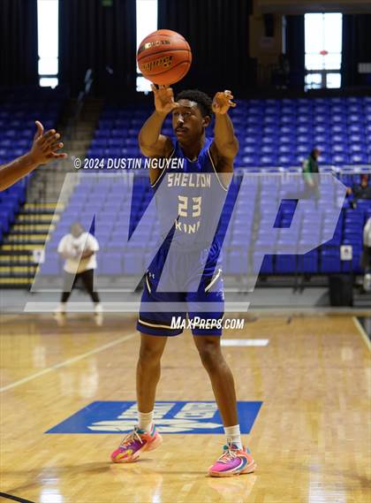 Thumbnail 3 in Fort Bend Marshall vs. King (Houston Methodist Cy Hoops Invitational) photogallery.