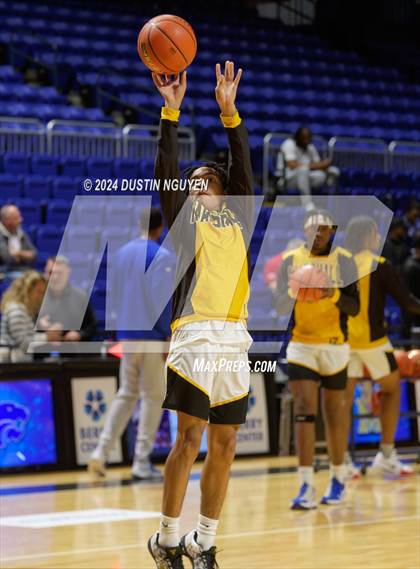 Thumbnail 1 in Fort Bend Marshall vs. King (Houston Methodist Cy Hoops Invitational) photogallery.