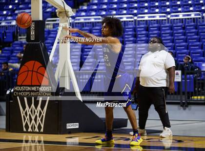 Thumbnail 1 in Fort Bend Marshall vs. King (Houston Methodist Cy Hoops Invitational) photogallery.