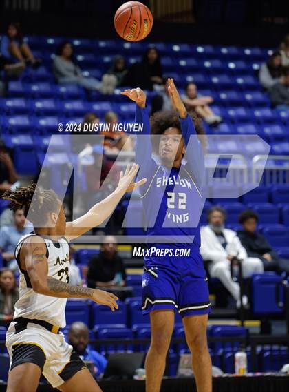 Thumbnail 3 in Fort Bend Marshall vs. King (Houston Methodist Cy Hoops Invitational) photogallery.