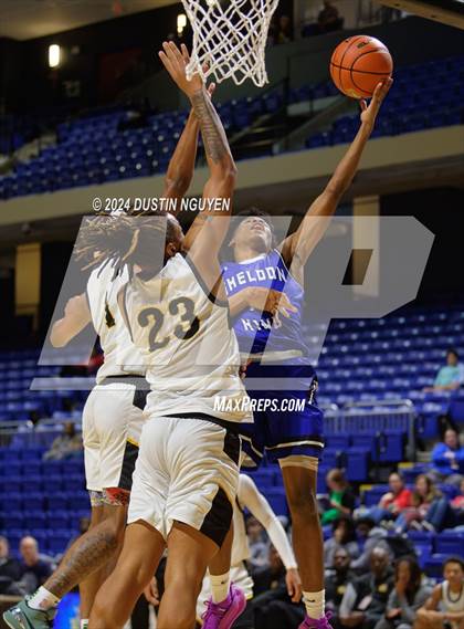 Thumbnail 2 in Fort Bend Marshall vs. King (Houston Methodist Cy Hoops Invitational) photogallery.