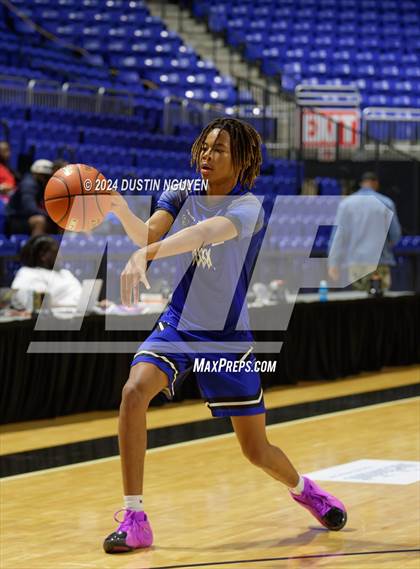Thumbnail 1 in Fort Bend Marshall vs. King (Houston Methodist Cy Hoops Invitational) photogallery.