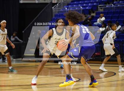 Thumbnail 2 in Fort Bend Marshall vs. King (Houston Methodist Cy Hoops Invitational) photogallery.