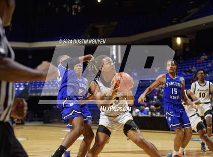 Thumbnail 2 in Fort Bend Marshall vs. King (Houston Methodist Cy Hoops Invitational) photogallery.