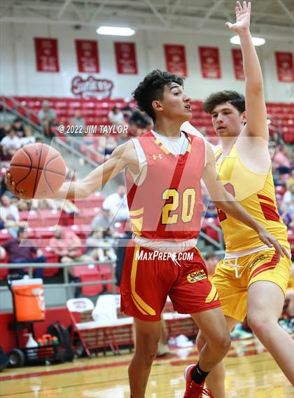 Thumbnail 2 in Mineral Wells Chicken Express All Star Classic photogallery.