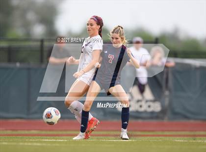 Thumbnail 2 in Northridge vs. Holy Family (CHSAA 4A Semifinals) photogallery.