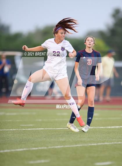 Thumbnail 1 in Northridge vs. Holy Family (CHSAA 4A Semifinals) photogallery.