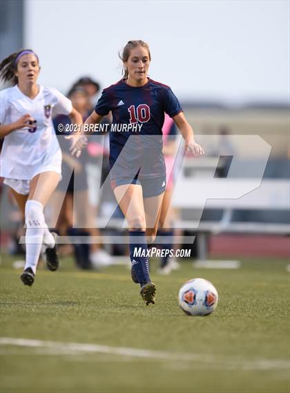 Thumbnail 2 in Northridge vs. Holy Family (CHSAA 4A Semifinals) photogallery.