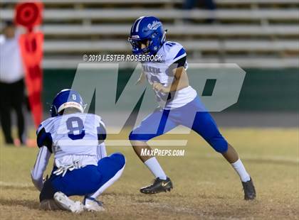 Thumbnail 2 in Yoakum @ Luling photogallery.