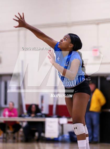 Thumbnail 3 in Hendrick Hudson vs. Cornwall Central (NYSPHSAA Class A Regional Semifinal) photogallery.
