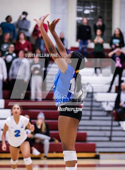 Thumbnail 2 in Hendrick Hudson vs. Cornwall Central (NYSPHSAA Class A Regional Semifinal) photogallery.